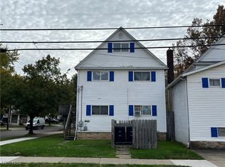 402 E South St, Akron, OH