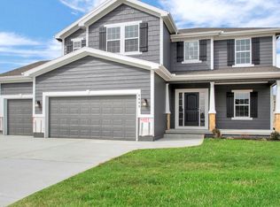 1107 Halle Dr, Kearney, MO 64060