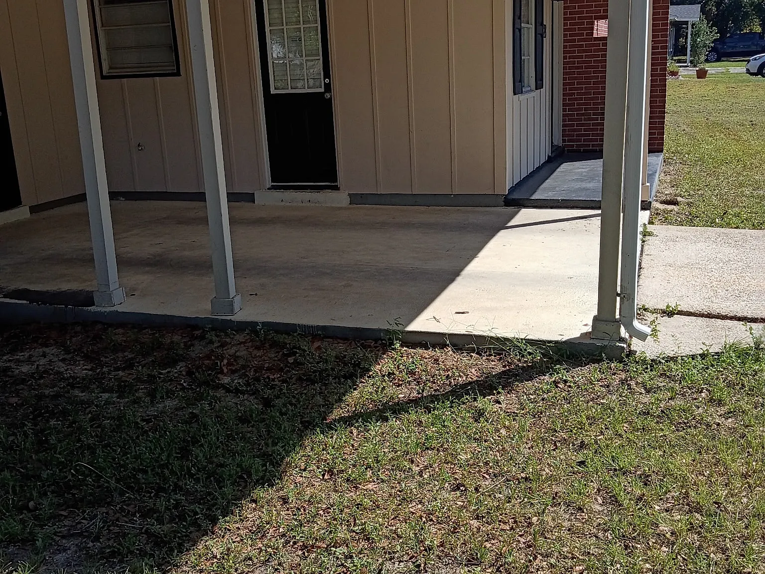 3 bed, 1.5 bath, 1050 sqft, $1,650 — Photo 3
