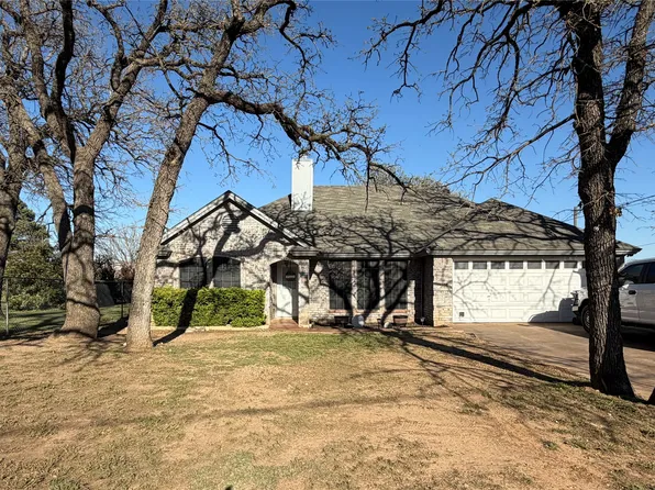 109 Sanchez Creek Ct, Weatherford, TX 76088