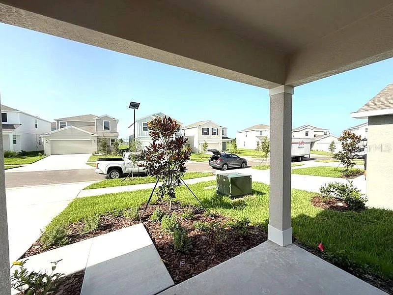 6 bed, 3.0 bath, 2463 sqft, $2,500 — Photo 4