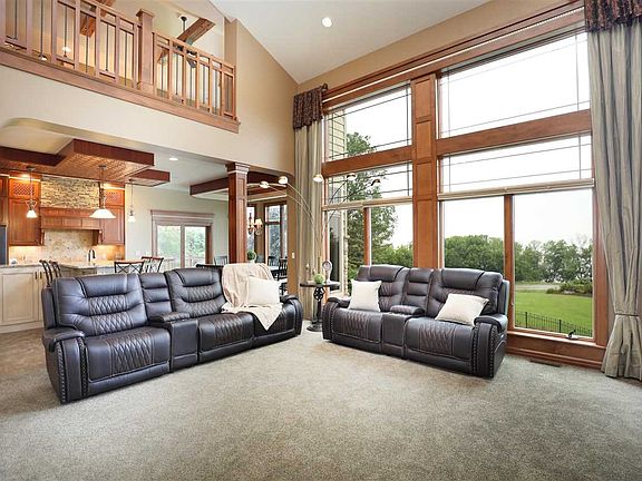 4th image of 3313 Cottage Hill Dr