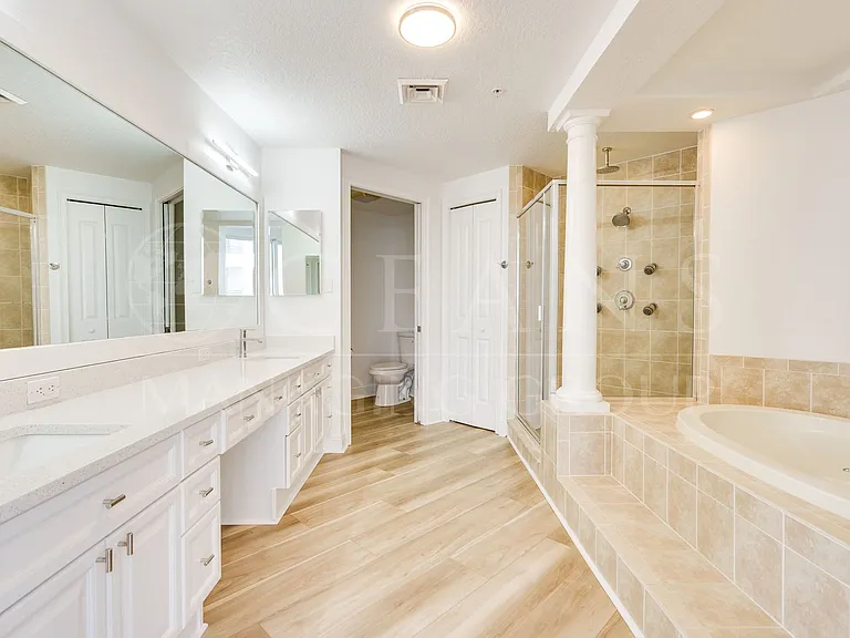 2901 Atlantic Ave #703 — Photo 29