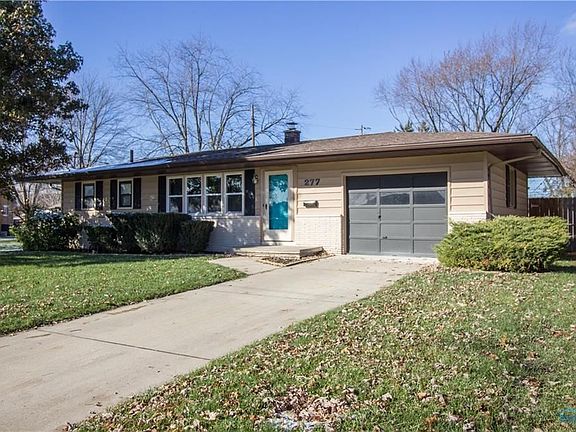 3rd image of 277 Margaret Pl