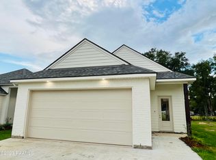204 Berchman Oaks Dr, Lafayette, LA 70506