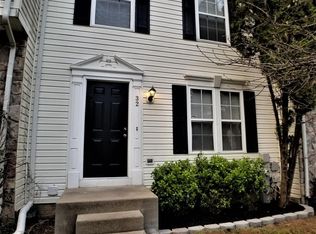 32 Gwynnswood Rd, Owings Mills, MD 21117