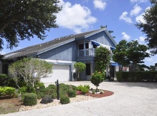 3860 Queens Way, Boca Raton, FL 33434