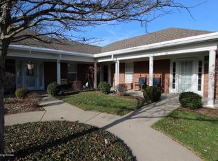 7716 Stovall Pl, Louisville, KY 40228