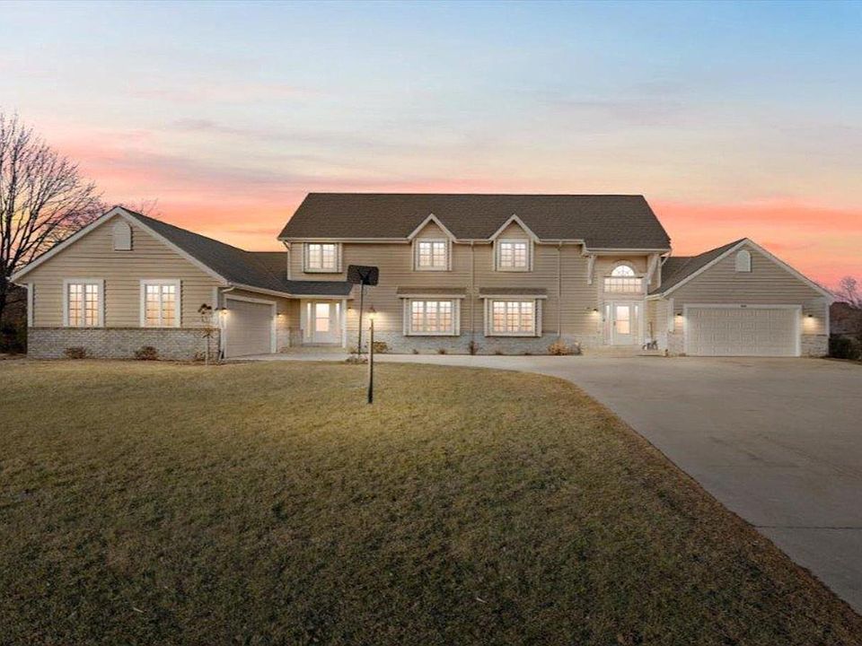 1st image of 3209 South Ridge Crest COURT #3211