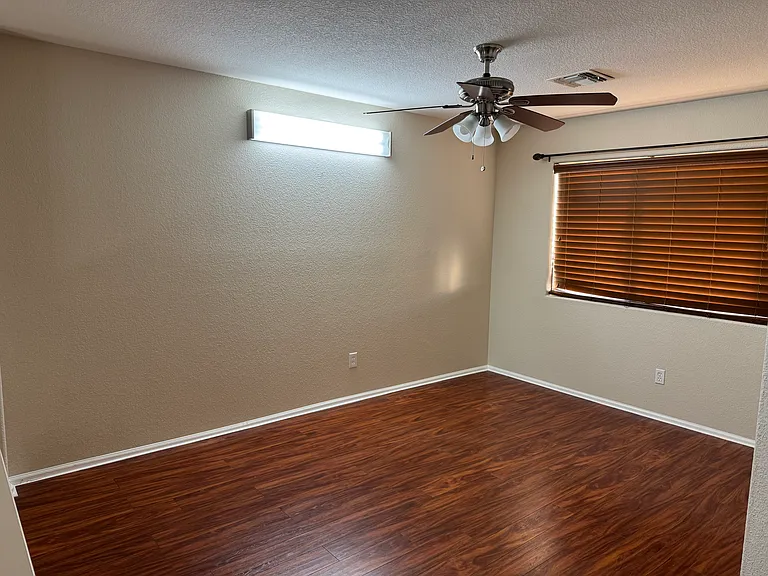 2445 W Running Deer Trl — Photo 13
