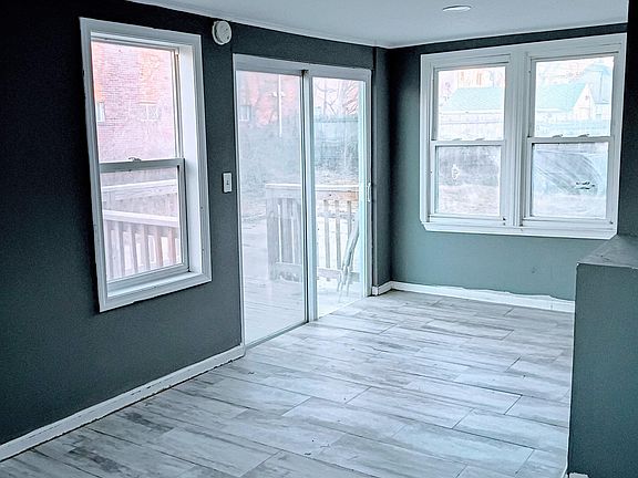 5th image of 2305 S 21st St
