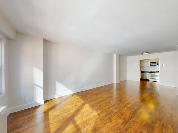 220 E 63rd St, New York, NY