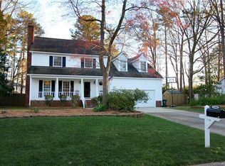 13606 Strathaven Dr, Matthews, NC 28105
