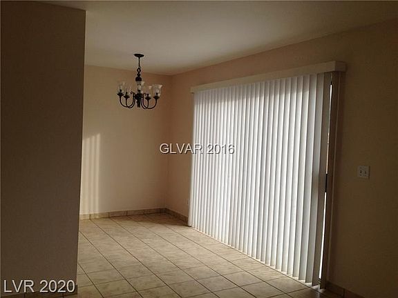 4th image of 5575 Northridge Ln