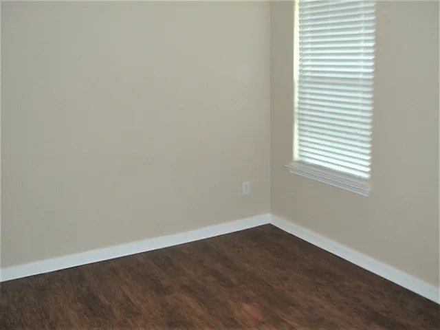 12232 Lamington Dr — Photo 11