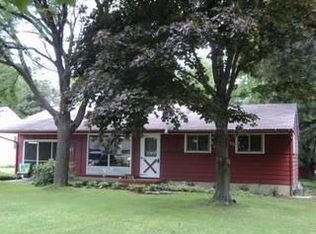 117 Berry Rd, Fredonia, NY 14063