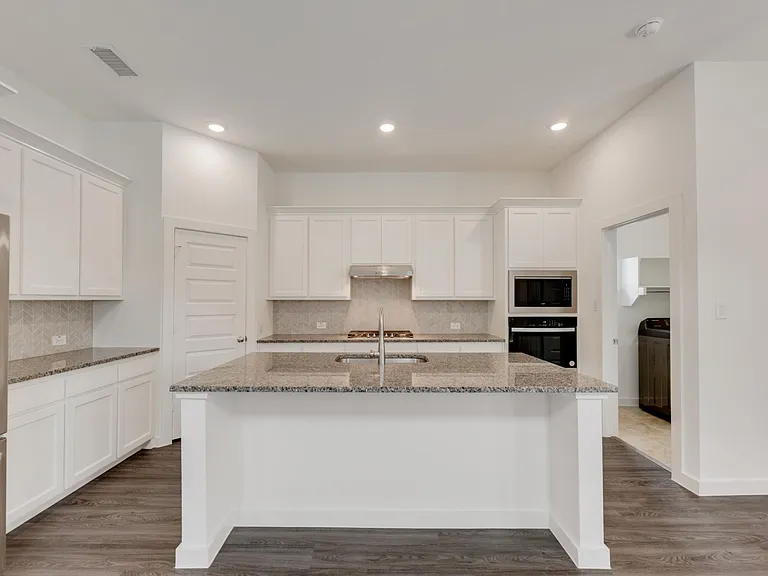 15543 Fringe Tree Rd — Photo 5