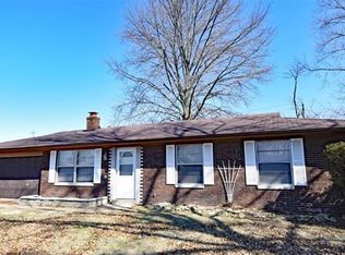 46 Stacy Dr, Fairview Heights, IL 62208
