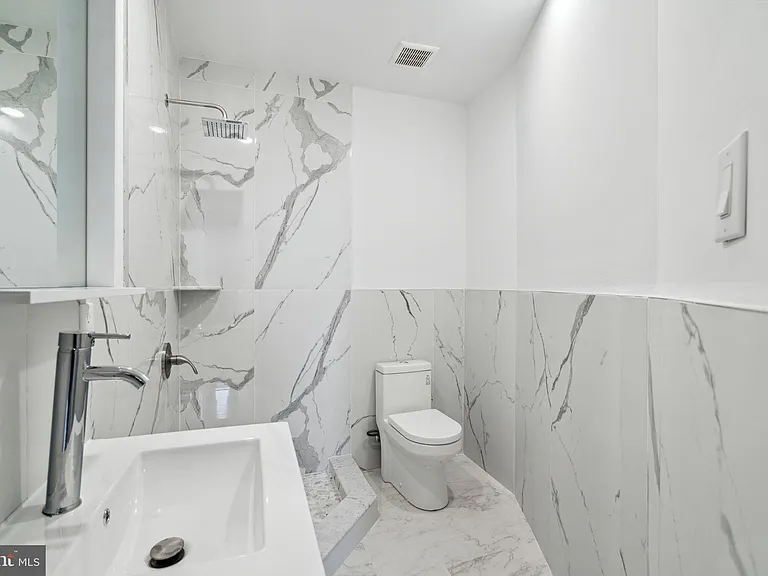5164 Ridge Ave #2 — Photo 12