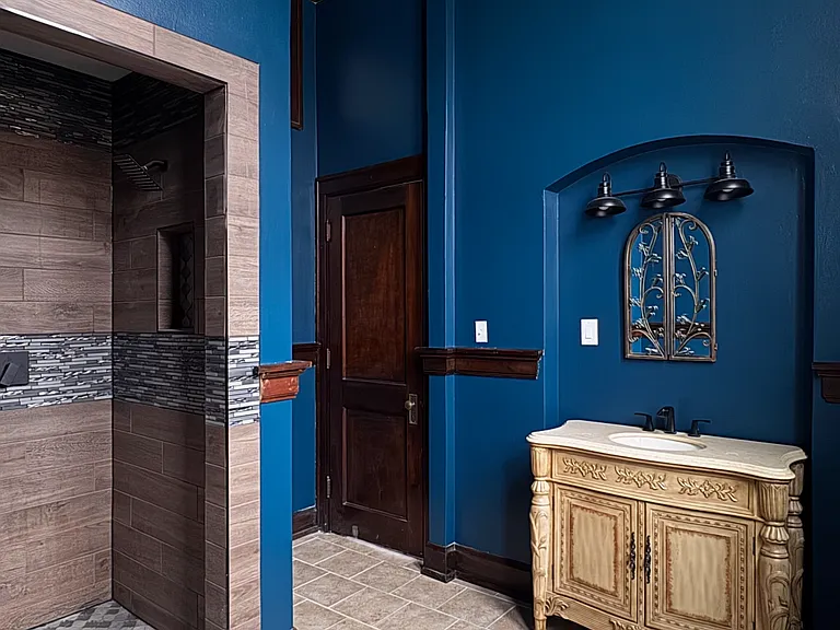 202 W Main St #1 — Photo 7