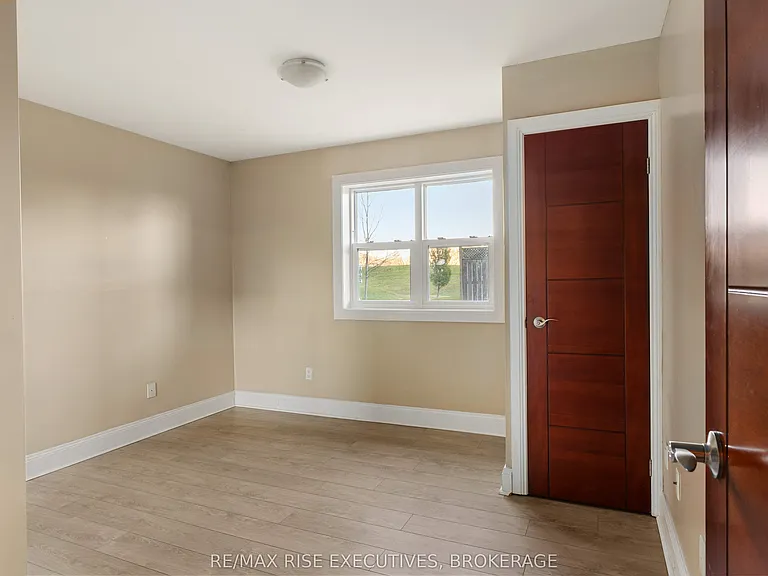 539 Armstrong Rd #516 — Photo 20