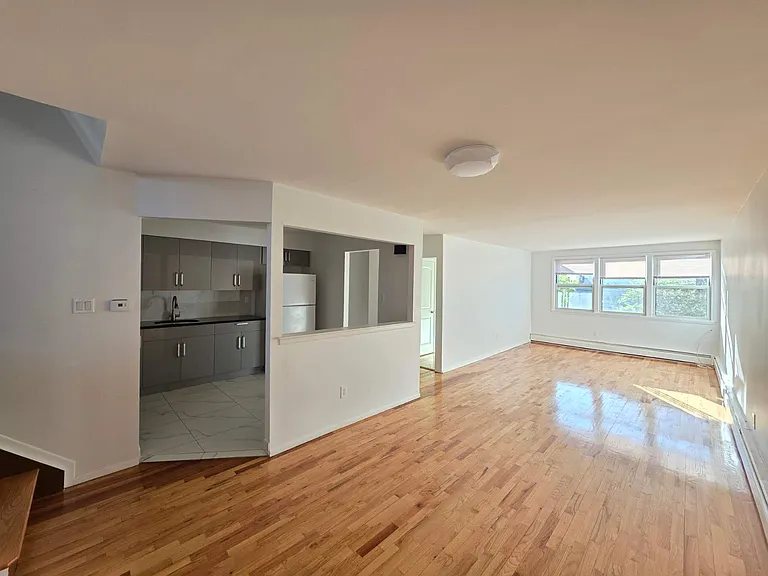 227 27th Ave #3 — Photo 9