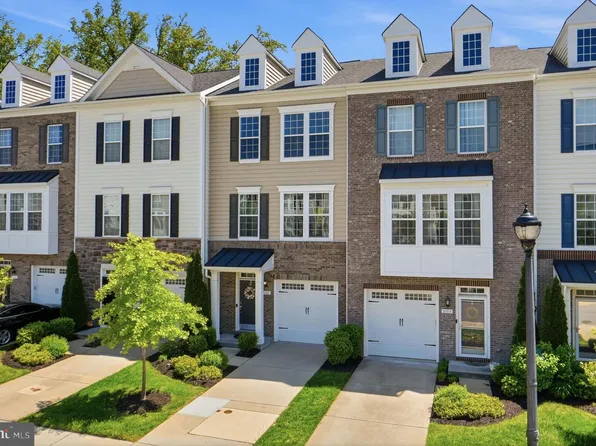 5107 Forest Pines Dr, Upper Marlboro, MD 20772