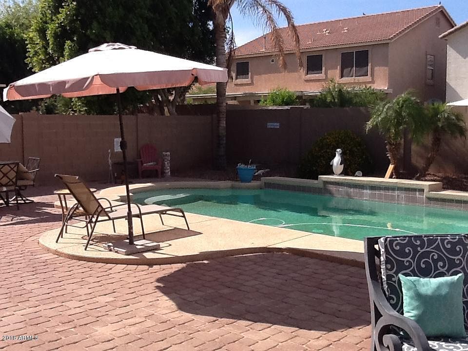 1st image of 15332 W Poinsettia Dr