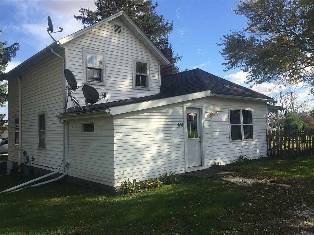 204 4th St NW, IA 52171 Zillow
