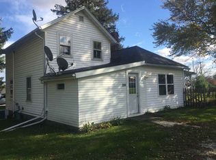 204 4th St NW, Waucoma, IA 52171