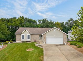 705 Pine Crest Ave, Kearney, MO 64060