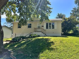 3225 S 90th St, Omaha, NE 68124