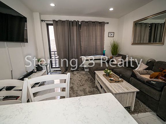 3rd image of 22-09 Astoria Blvd #4B