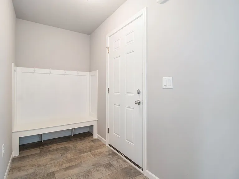 1624 Autumn Ridge Ln — Photo 7
