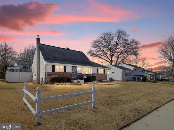 606 Mayo Rd, Glen Burnie, MD 21061