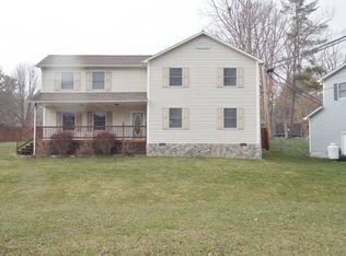 101 Old Antler Way, Daniels, WV 25832