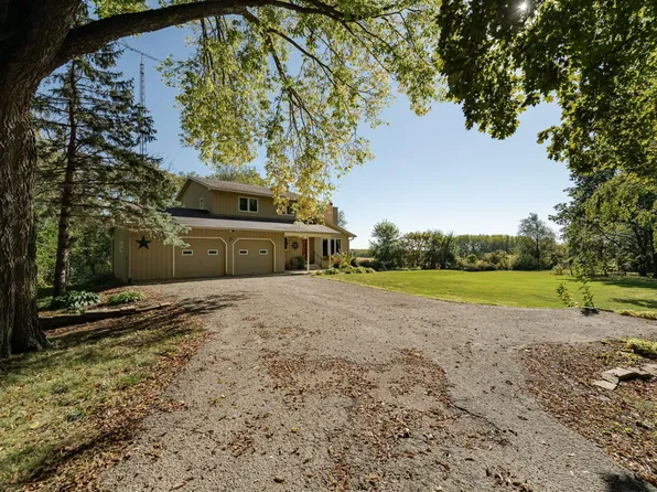 3321 Vista View Ct SW, Rochester, MN 55902