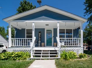 208 Harrington Ave, Crown Point, IN