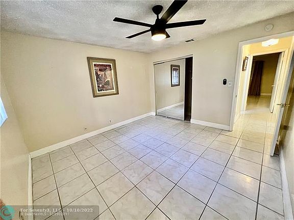 4th image of 10911 NW 45th St APT 1