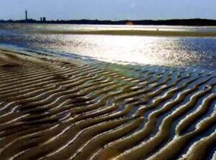 6 Garfield Ave, Provincetown, MA 02657