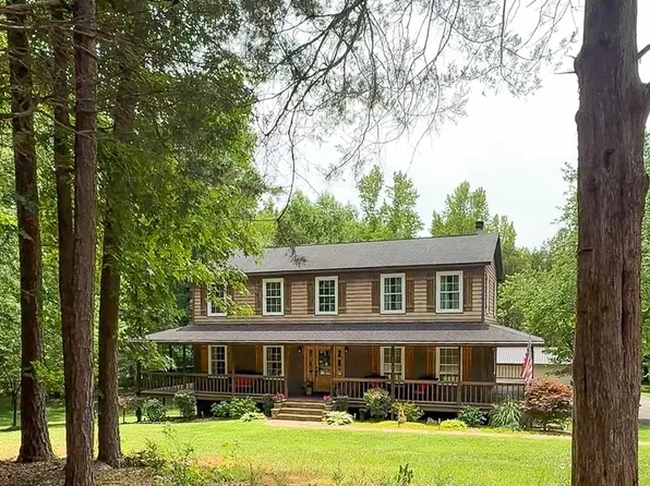 239 Hawks Prey Dr, Mooresville, NC 28115