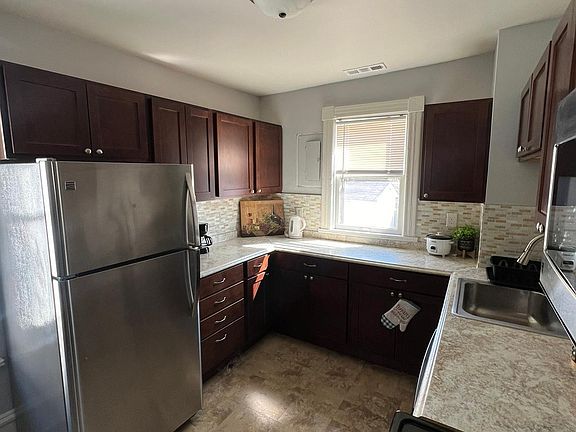 2nd image of 2239 Pierce St NE #2