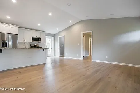Building Photo - 4510 Miles Ln
