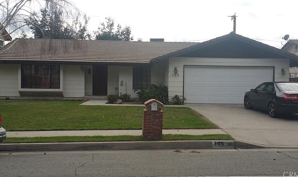 1st image of 705 W North Park Blvd