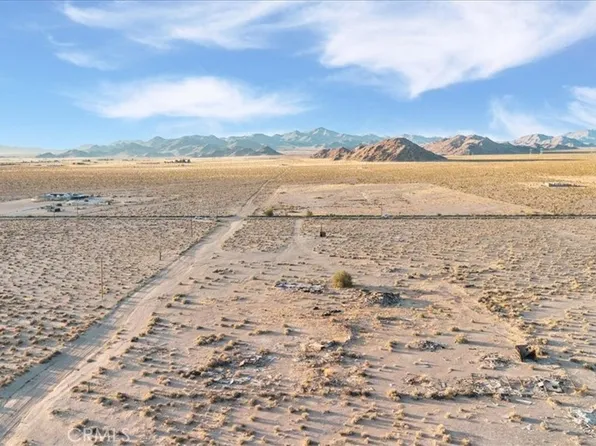 34525 Northside Rd, Lucerne Valley, CA 92356