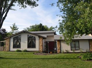 7946 Sarahurst Dr, Dublin, OH 43016