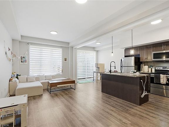 5th image of 35 Pelican Ln