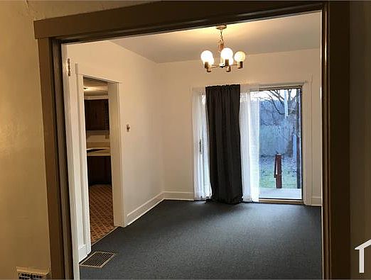 4th image of 1106 Sylvan Ave