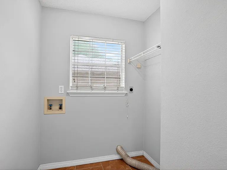 7832 Hilo Pl — Photo 27