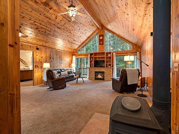5th image of 1035 Streamside Dr